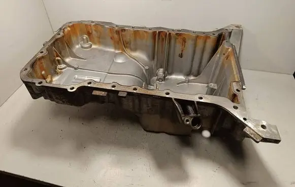 Mercedes-Benz SLK R172 Oil sump A2740140200