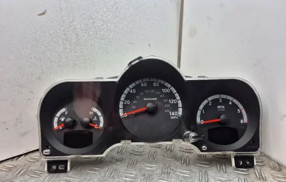 Dodge Nitro Speedometer (instrument cluster) 05172376AA CR0037035M0CO 58994E