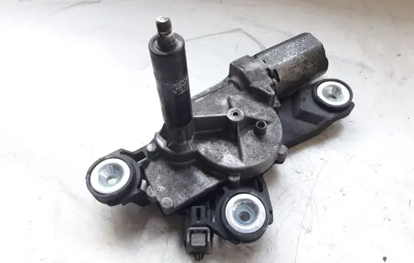 Ford Focus Rear window wiper motor 0390201875