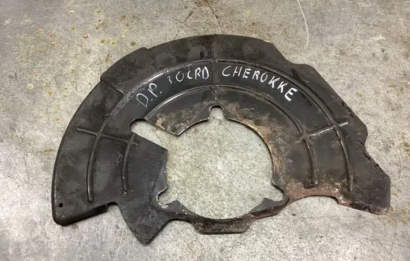Jeep Grand Cherokee (WK) Front brake disc dust cover plate 