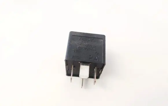 Ford C-MAX I Other relay 5m5t14b192ca v23136-b1-x66