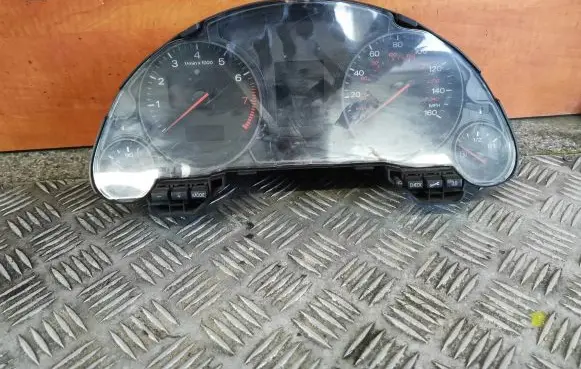 Audi A4 S4 B6 8E 8H Speedometer (instrument cluster) 8H0920950D