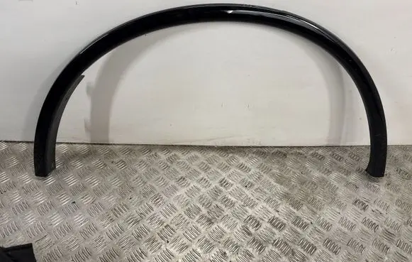 Dodge Durango Fender trim (molding) 1RK18TRMAF 1RK18TZZAH