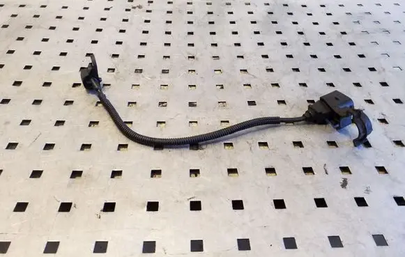 Volkswagen PASSAT CC Camshaft position sensor 03L907601