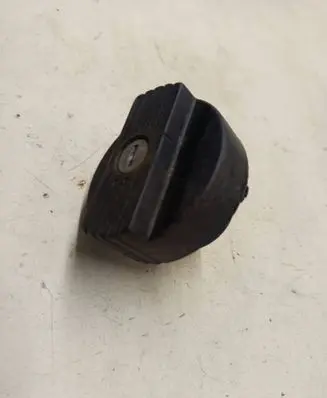 Toyota Avensis T250 Fuel tank filler cap 