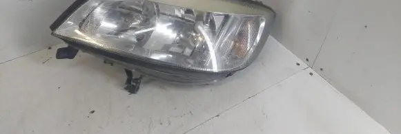 Opel Zafira A Headlight/headlamp 90582021
