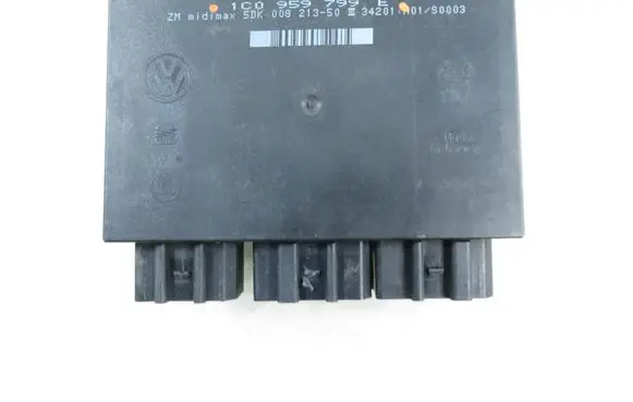 Seat Toledo II (1M) Central body control module 1C0959799E