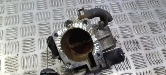 Opel Tigra A Throttle valve 08187