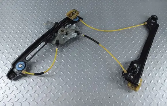Cadillac XTS Front door window regulator with motor 20905688