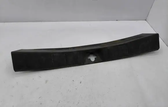 Trunk/boot sill cover protection