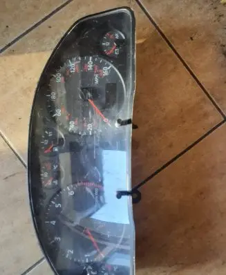Audi A6 S6 C5 4B Speedometer (instrument cluster) 4B0919930a 110008807005