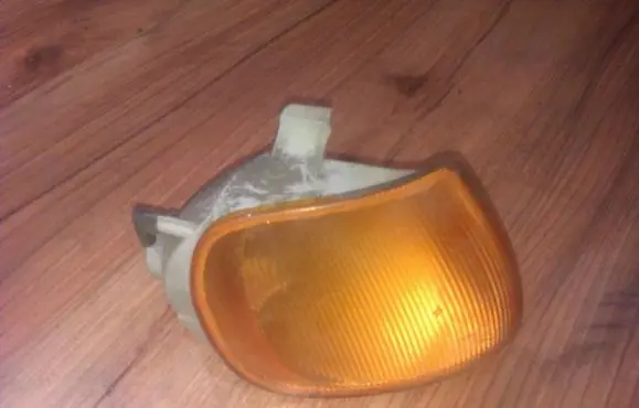 Volkswagen Polo III 6N 6N2 6NF Front indicator light