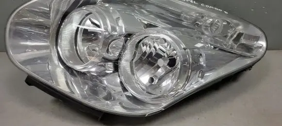 Opel Combo D Headlight/headlamp 520868580E
