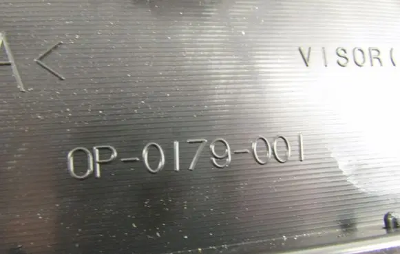 Mitsubishi Carisma Speedometer (instrument cluster) OP0179001