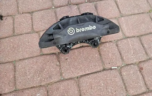 Opel Insignia B Front brake caliper 84123871