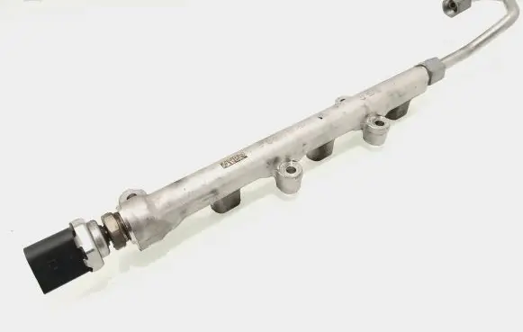 Skoda Octavia Mk3 (5E) Fuel main line pipe 04C133320G 04c130241f 04c906054c