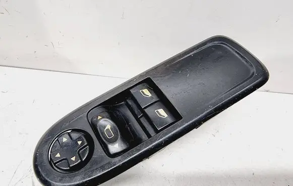 Peugeot 308 Electric window control switch 96565186XT 649024