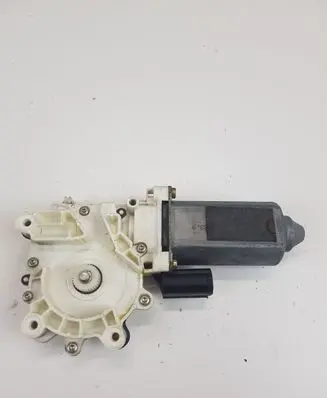 BMW 7 E38 Front door window regulator motor 193272000