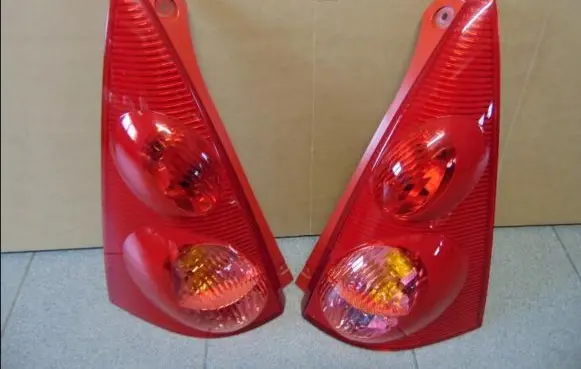 Peugeot 107 Rear/tail lights 7371735