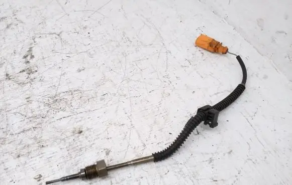 Audi A8 S8 D4 4H Exhaust gas temperature sensor 8K0906088A