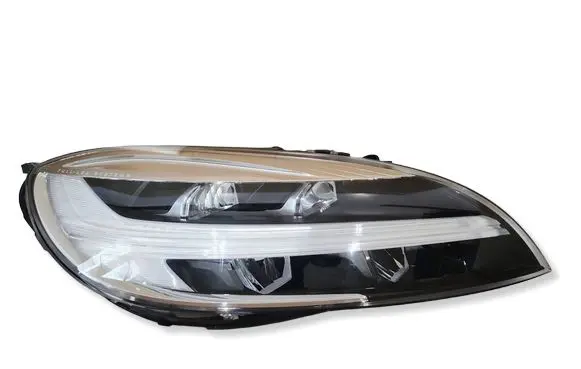 Volvo V40 Headlight/headlamp 32228480 107200341202