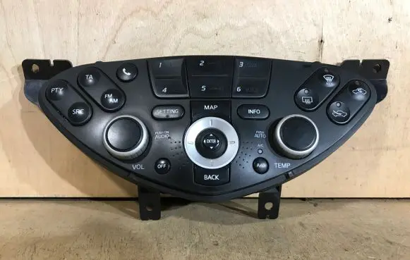 Nissan Primera Climate control unit 28395BA020 CSW5832C