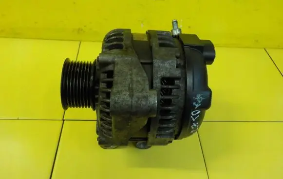 Land Rover Range Rover Sport L320 Generator/alternator 1042103711 12SP58