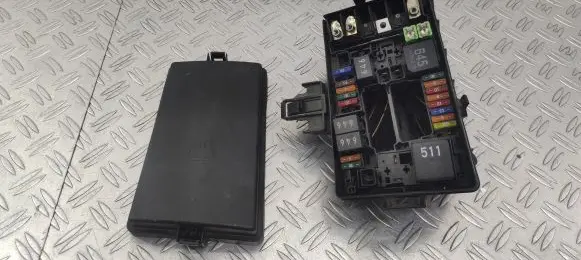 Volkswagen Touran III Fuse box set 5Q0907361D