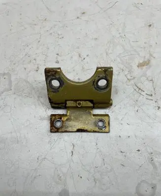 Mercedes-Benz S W116 Front door upper hinge