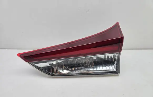 Toyota Auris E180 Tailgate rear/tail lights 02354 18672 000018672