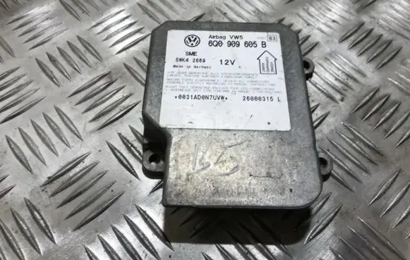Volkswagen PASSAT B5 Airbag control unit/module 6q0909605b 5wk42869