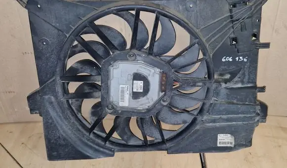 Volvo S60 Radiator cooling fan shroud 30749760