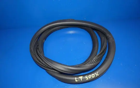 Fiat 500X Rubber seal rear door 