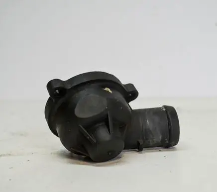Volkswagen Golf VI Other engine bay part 03C121121D