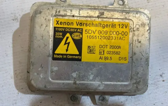 BMW 5 F10 F11 Headlight ballast module Xenon 5DV00900000 105512002331AC