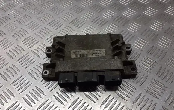 Renault Modus Engine control unit/module ECU 8200522357