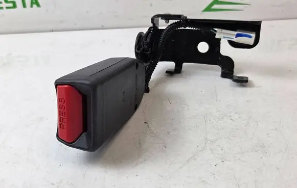 Honda CR-V Rear seatbelt buckle A82855