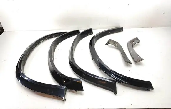 BMW X5 E70 Front arch trim 8036654 8036652 8036651