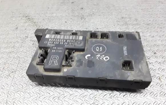 Mercedes-Benz C W203 Door control unit/module 2038205626