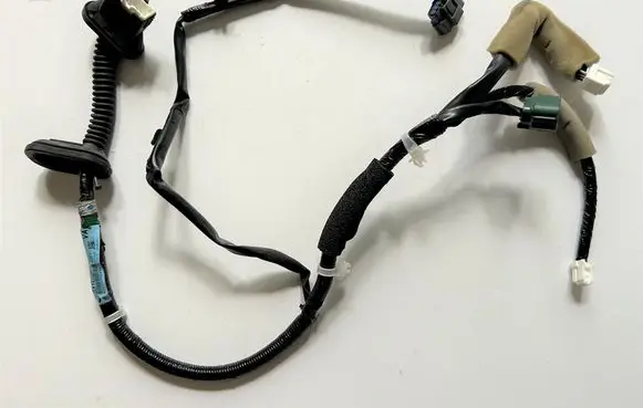 Nissan Leaf I (ZE0) Rear door wiring loom 241273NA0A