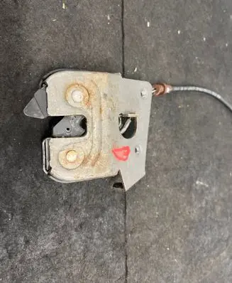 BMW 3 E90 E91 Seat back rest lock catch 7112864