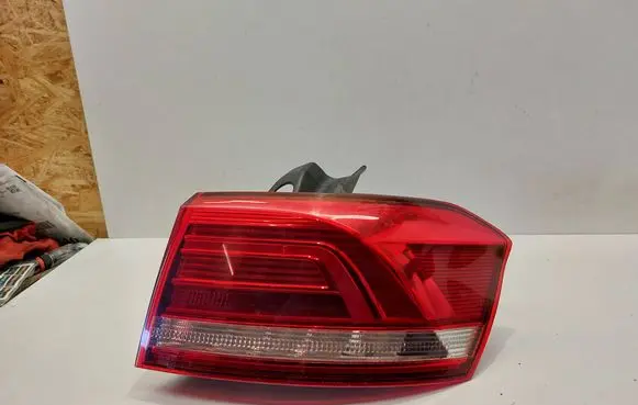 Volkswagen PASSAT B8 Rear/tail lights 3G9945312 195293