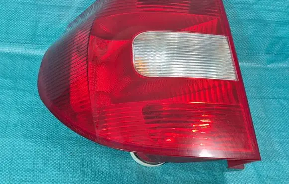 Skoda Yeti (5L) Rear/tail lights 5L0945095 8L0945111