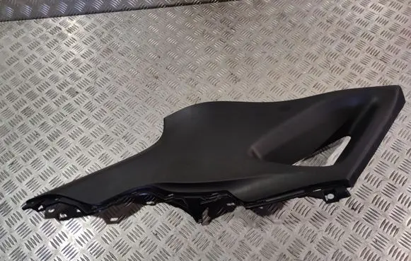 Lexus NX (D)pillar trim (top) 6248078010 6248078011