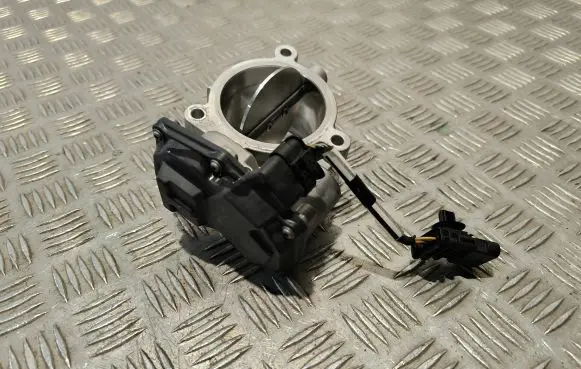 Volvo XC60 Throttle valve 31459842