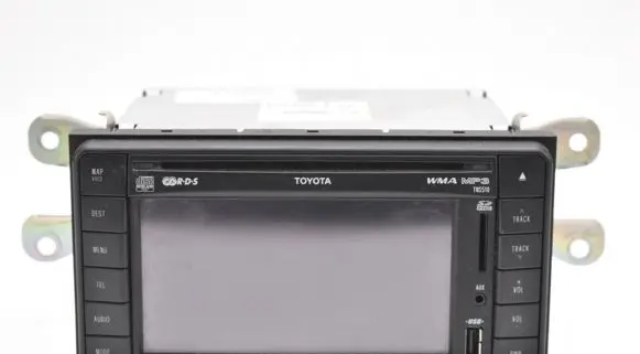 Toyota Corolla Verso E110 Radio/CD/DVD/GPS head unit PZ445-00333-01