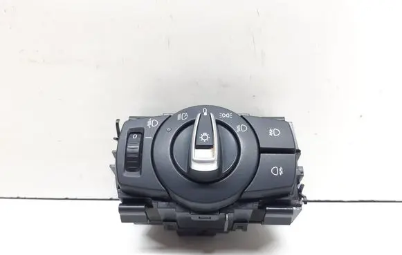 BMW 1 E82 E88 Light switch 9169406