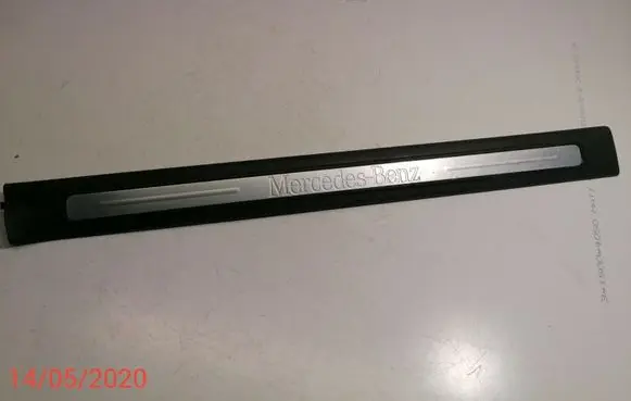 Mercedes-Benz B W245 Front sill trim cover A1696800074