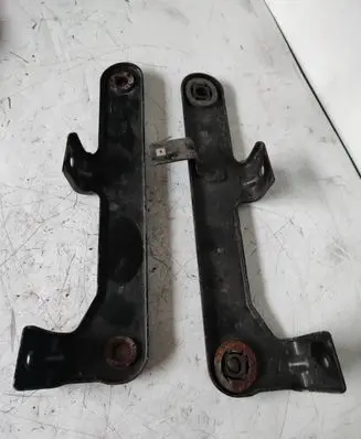Maserati Ghibli Radiator support slam panel bracket 