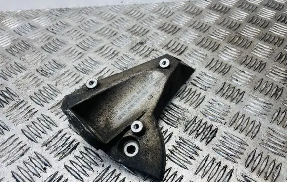 Audi A6 S6 C5 4B Gearbox mounting bracket 8D0399113AT
